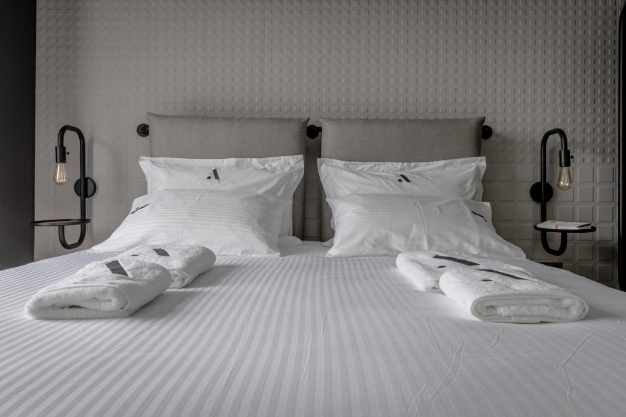 Athinaion Recreation Suites Athens Ngoại thất bức ảnh