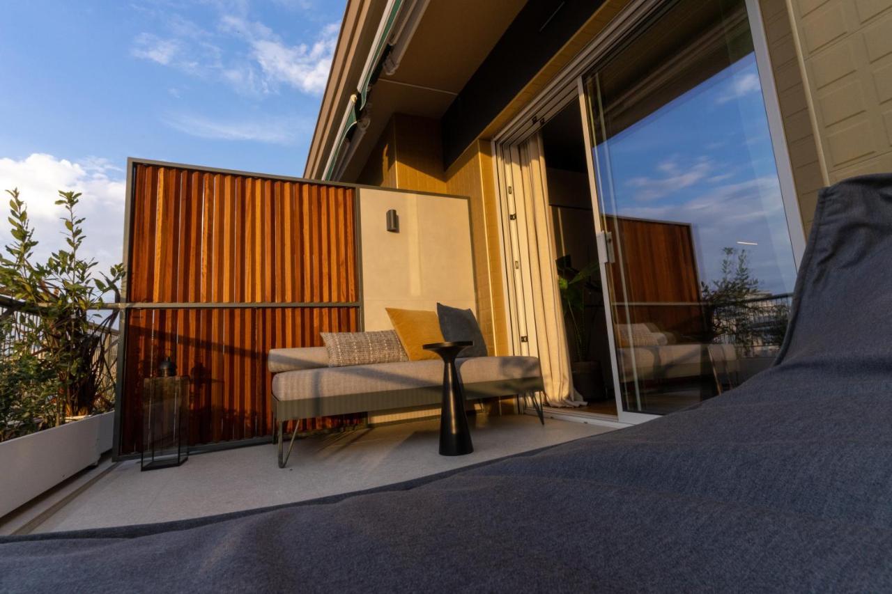 Athinaion Recreation Suites Athens Ngoại thất bức ảnh